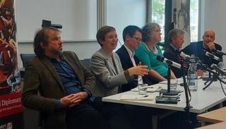 Speakers at the BIHG event on the Falklands